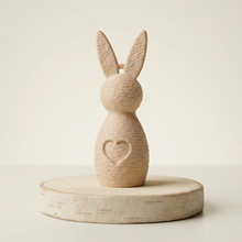 Afbeelding in Gallery-weergave laden, Ostara Pendant - Kleine 3D konijntjes
